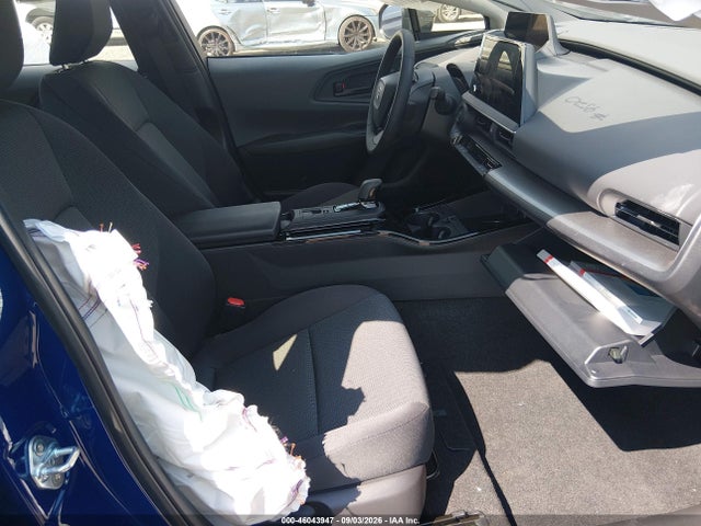 2026 TOYOTA PRIUS LE 5