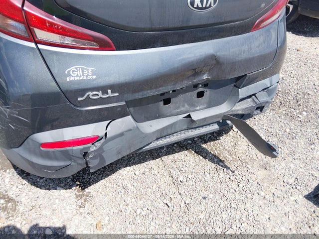 2021 KIA SOUL LX 6