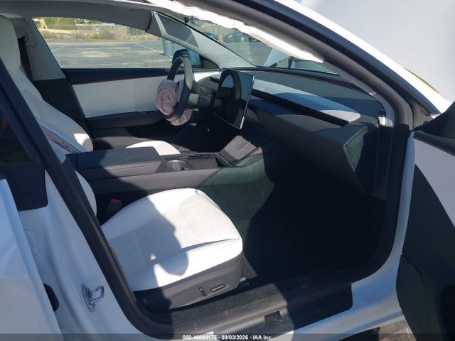 2026 TESLA MODEL 3 PREMIUM REAR-WHEEL DRIVE/REAR-WHEEL DRIVE 5