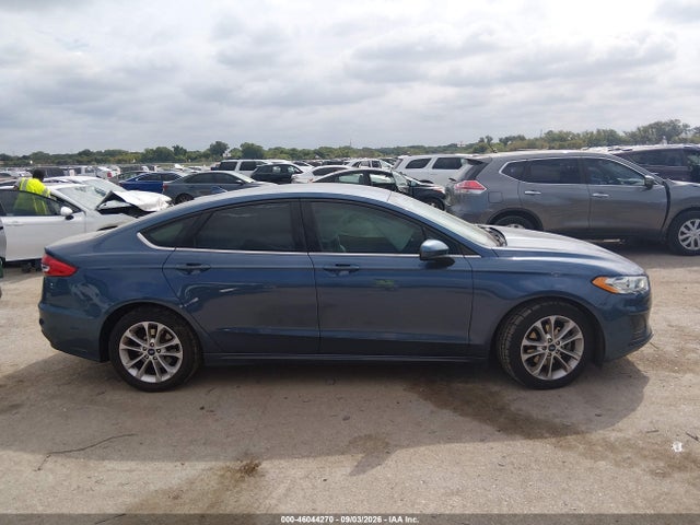 2019 FORD FUSION SE 13