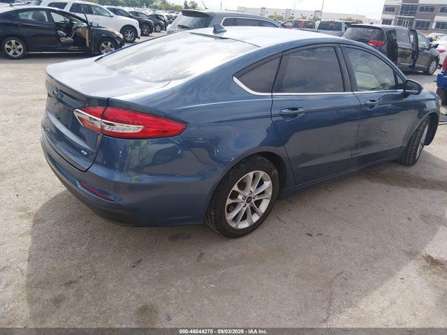 2019 FORD FUSION SE 4