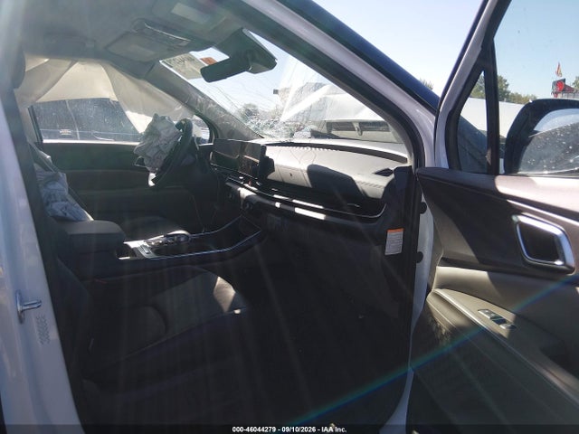 2025 KIA CARNIVAL MPV HYBRID EX 5