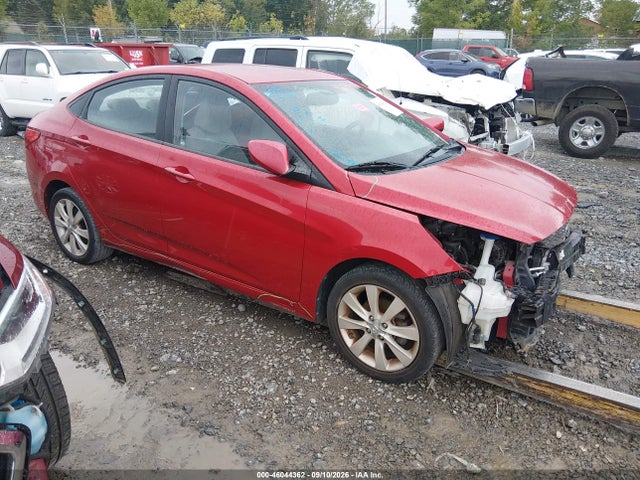 2012 HYUNDAI ACCENT GLS