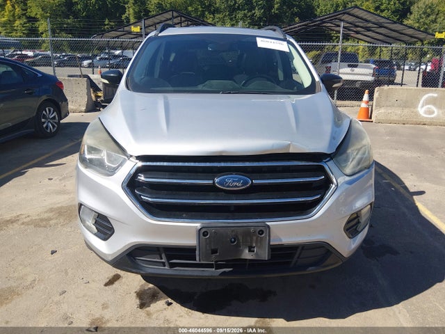 2017 FORD ESCAPE TITANIUM 12