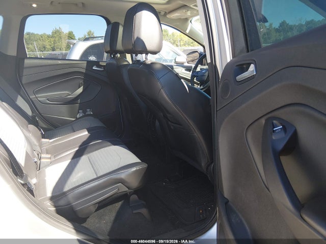 2017 FORD ESCAPE TITANIUM 8