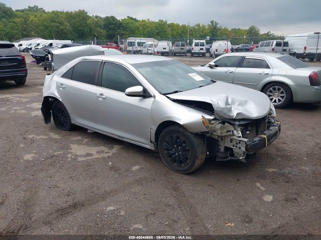 2013 TOYOTA CAMRY LE