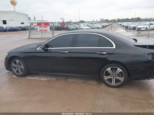 2019 MERCEDES-BENZ E 300 15
