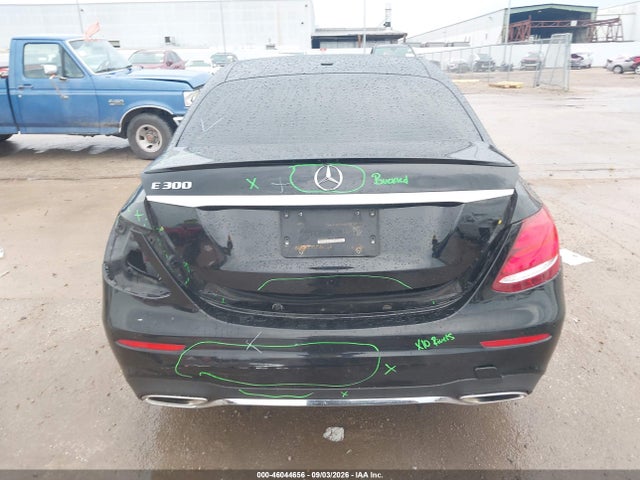 2019 MERCEDES-BENZ E 300 17