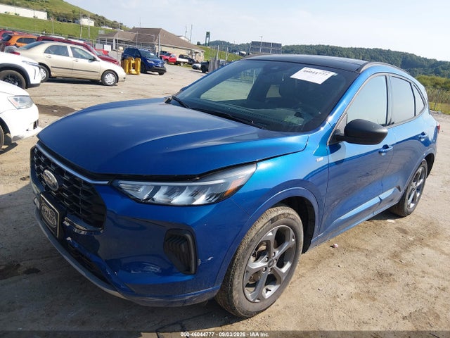 2023 FORD ESCAPE ST-LINE 2