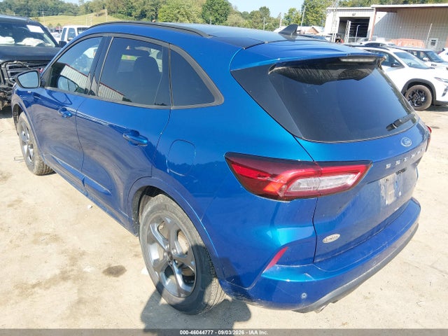 2023 FORD ESCAPE ST-LINE 3
