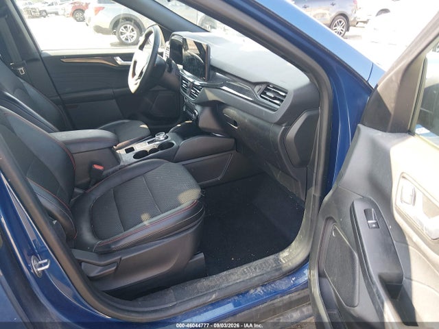 2023 FORD ESCAPE ST-LINE 5