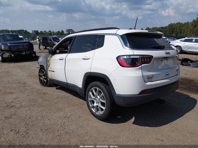2022 JEEP COMPASS LATITUDE LUX 4X4 3