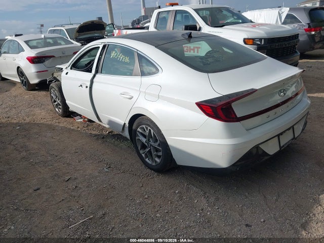2021 HYUNDAI SONATA SEL 3