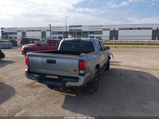 2019 TOYOTA TACOMA TRD SPORT 4
