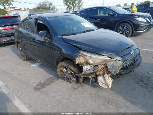 2019 TOYOTA YARIS LE 12
