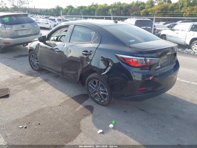 2019 TOYOTA YARIS LE 3