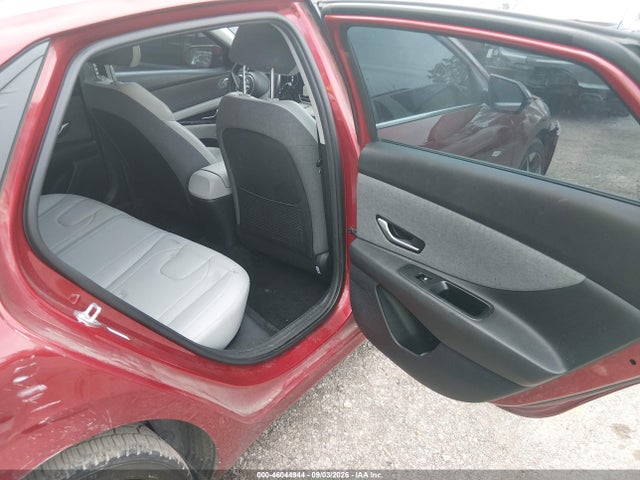2023 HYUNDAI ELANTRA LIMITED 8