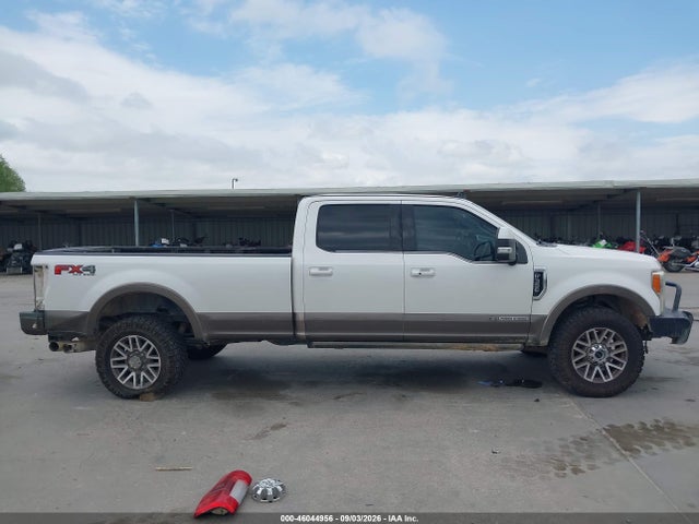 2019 FORD F-350 KING RANCH 14