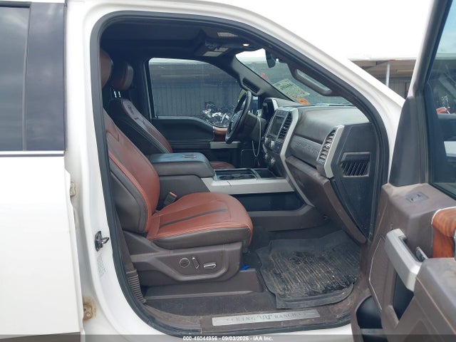 2019 FORD F-350 KING RANCH 6