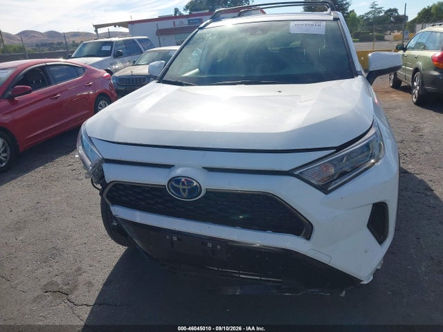 2021 TOYOTA RAV4 PRIME SE 12