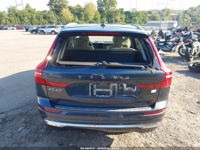 2023 VOLVO XC60 RECHARGE PLUG-IN HYBRID T8 PLUS BRIGHT THEME 6