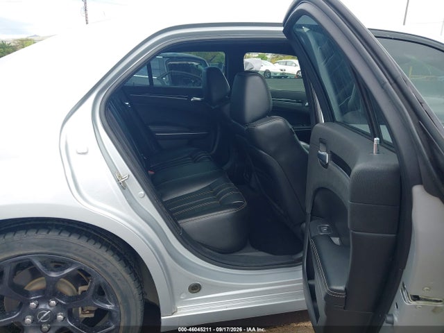 2019 CHRYSLER 300 300S 8