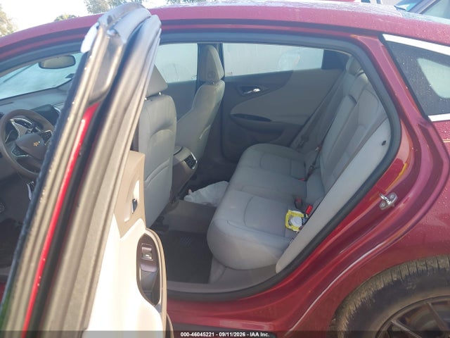 2017 CHEVROLET MALIBU 1LT 8