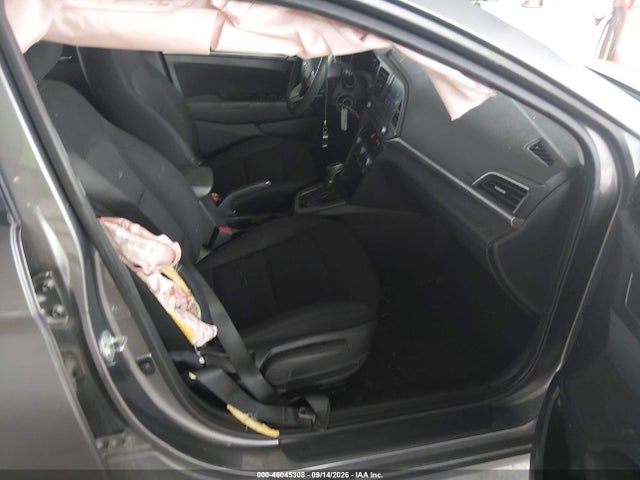 2020 HYUNDAI ELANTRA SEL 5
