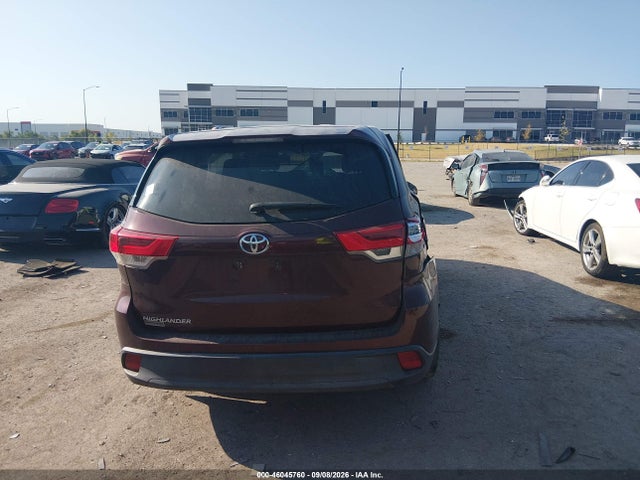2019 TOYOTA HIGHLANDER LE 13