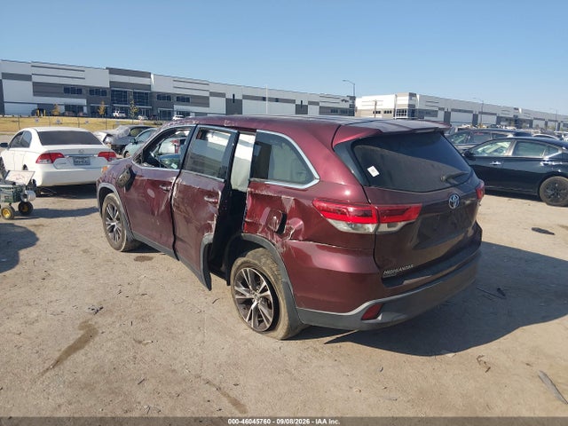 2019 TOYOTA HIGHLANDER LE 3