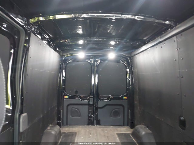 2023 FORD TRANSIT-250 8