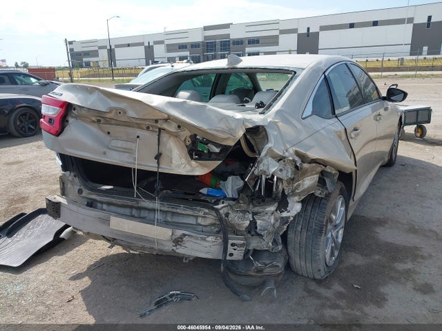 2019 HONDA ACCORD LX 4