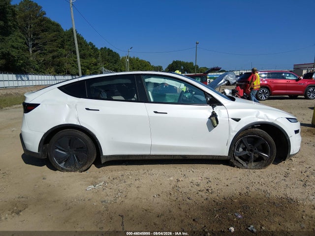 2026 TESLA MODEL Y PREMIUM REAR-WHEEL DRIVE/REAR-WHEEL DRIVE 14