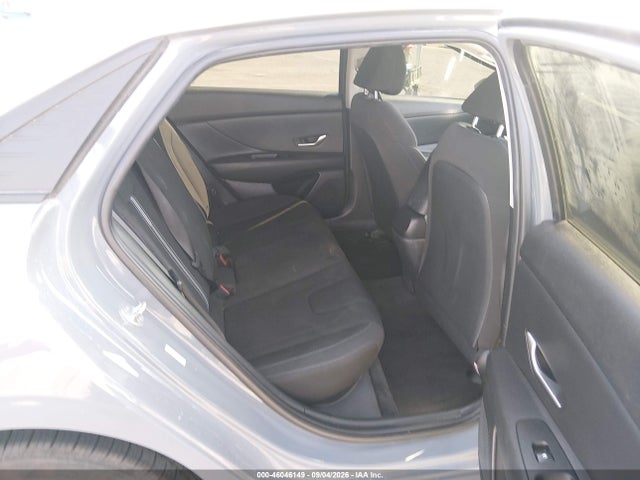 2022 HYUNDAI ELANTRA SEL 8