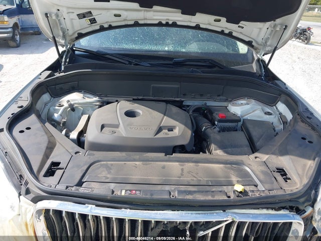 2021 VOLVO XC90 T6 MOMENTUM 7 PASSENGER 10