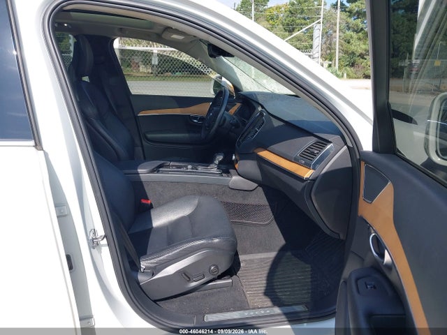 2021 VOLVO XC90 T6 MOMENTUM 7 PASSENGER 5