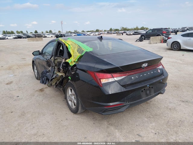 2023 HYUNDAI ELANTRA SE 3