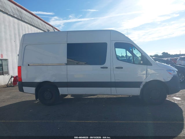 2022 MERCEDES-BENZ SPRINTER 2500 STANDARD ROOF I4 DIESEL 13