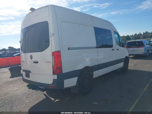 2022 MERCEDES-BENZ SPRINTER 2500 STANDARD ROOF I4 DIESEL 4