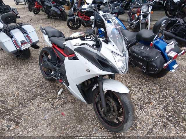 2013 YAMAHA FZ6 R
