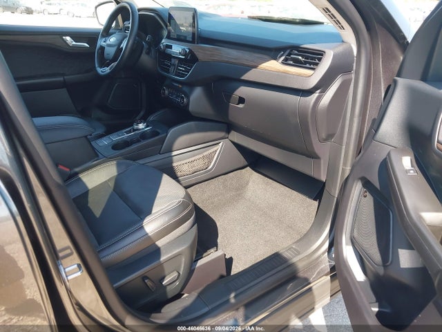 2020 FORD ESCAPE TITANIUM 5