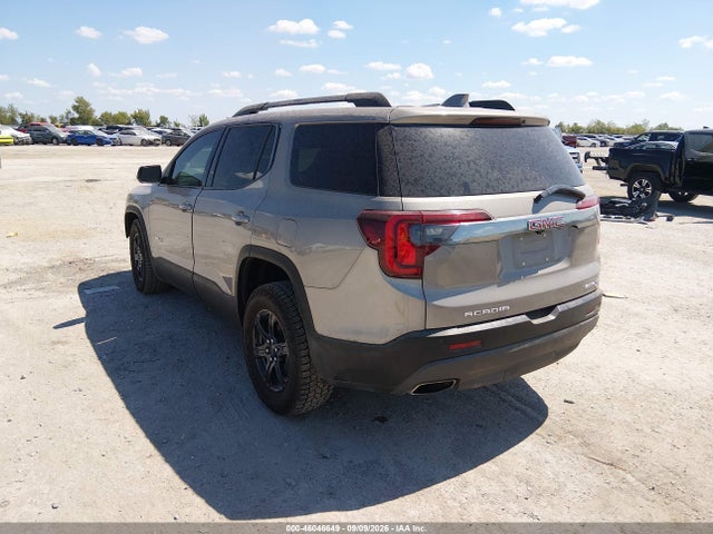 2022 GMC ACADIA AWD AT4 3