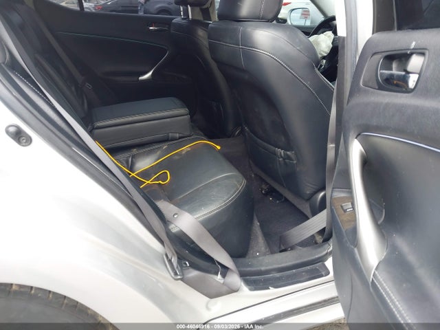 2009 Lexus IS 250 photo 8