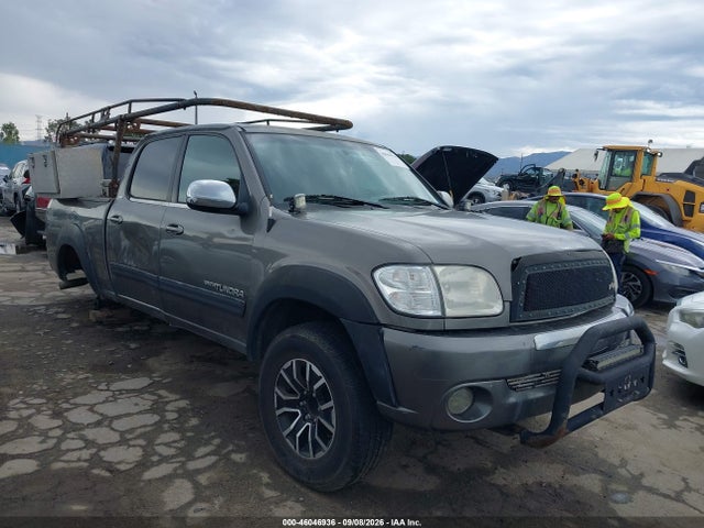 2004 TOYOTA TUNDRA SR5 V8