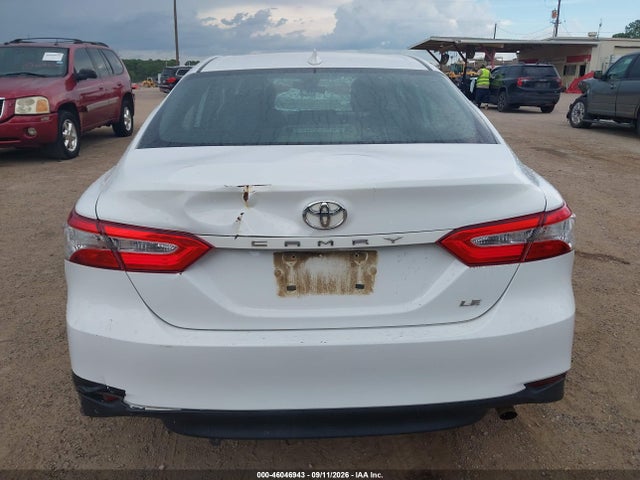 2019 TOYOTA CAMRY LE 18