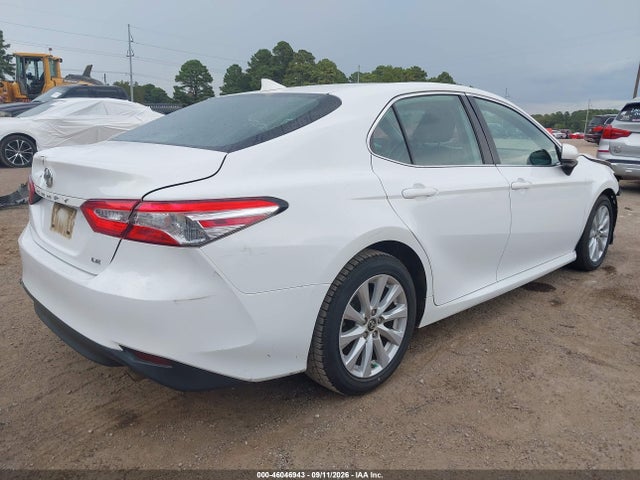 2019 TOYOTA CAMRY LE 4