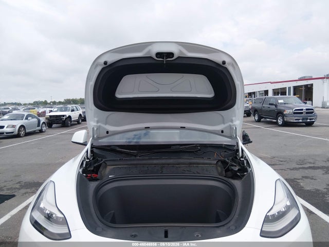 2021 TESLA MODEL Y LONG RANGE DUAL MOTOR ALL-WHEEL DRIVE 10