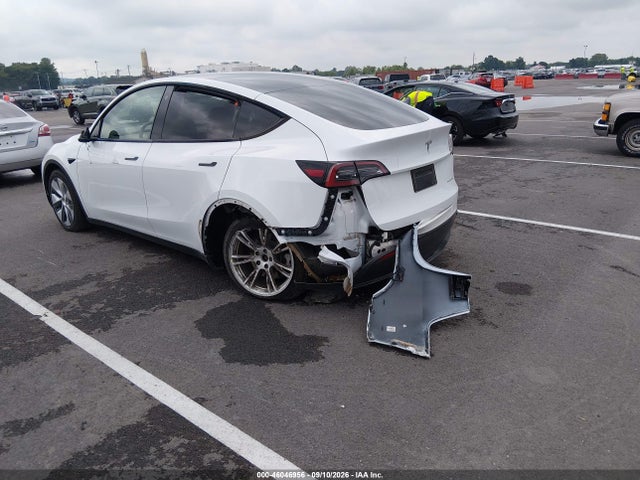 2021 TESLA MODEL Y LONG RANGE DUAL MOTOR ALL-WHEEL DRIVE 3