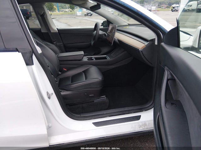 2021 TESLA MODEL Y LONG RANGE DUAL MOTOR ALL-WHEEL DRIVE 5