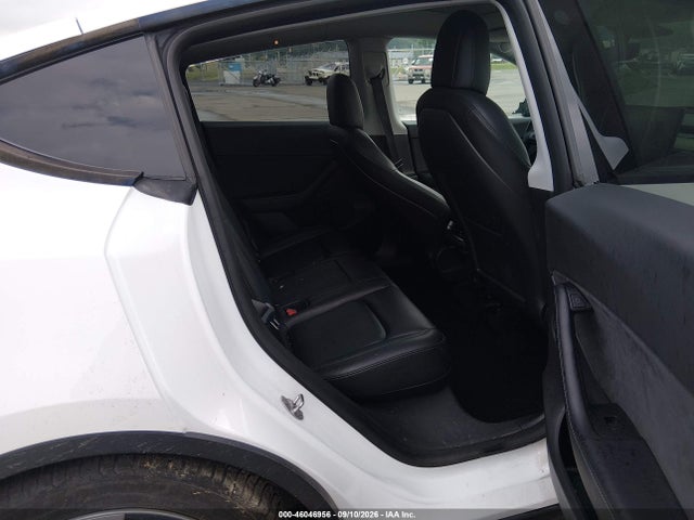 2021 TESLA MODEL Y LONG RANGE DUAL MOTOR ALL-WHEEL DRIVE 8